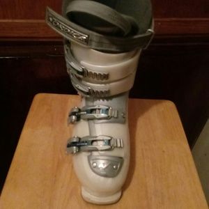 Nordica 8W Easy Move Women's Ski Boots